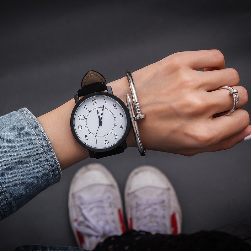 Montre Femme Grand Cadran – Quartz Fashion Bracelet PU Élégant