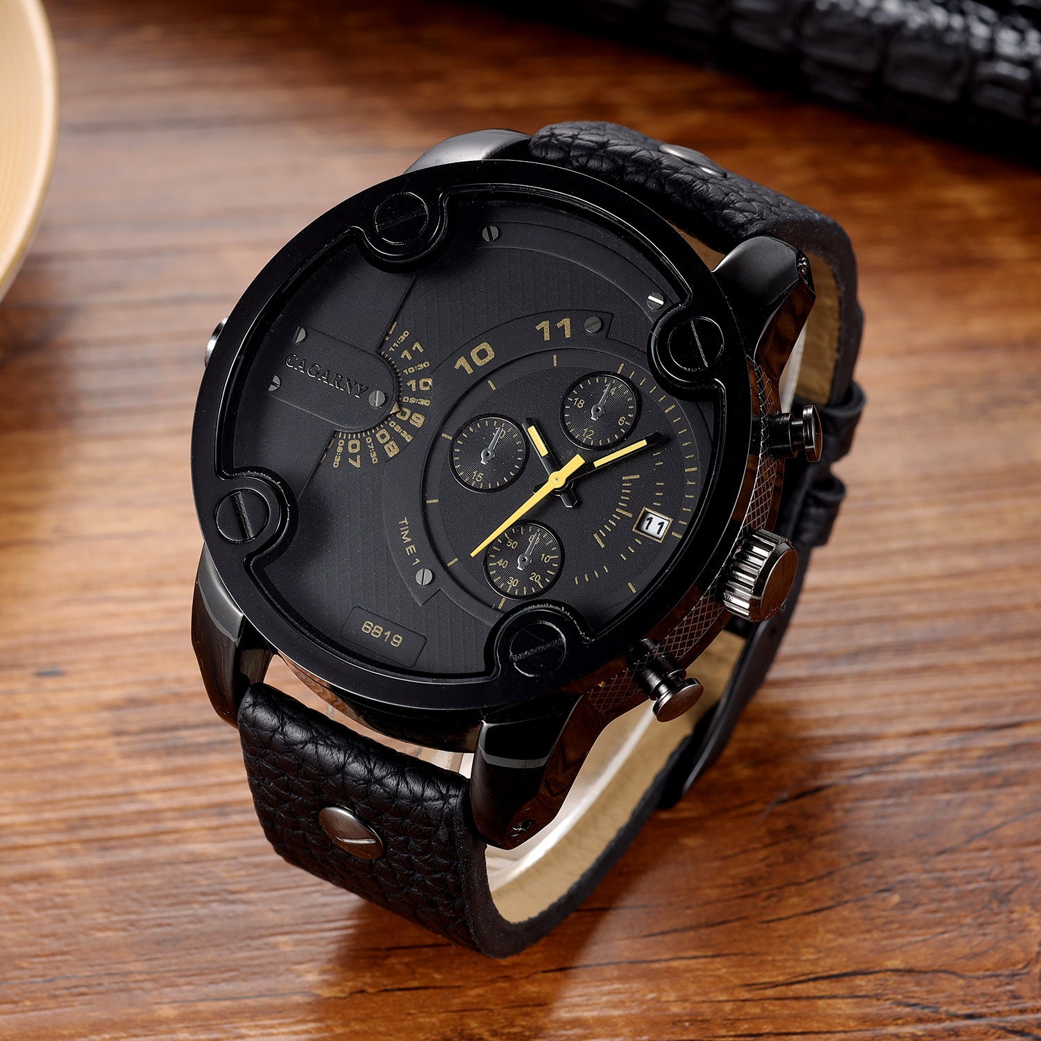 Montre Homme Grand Cadran Quartz Calendrier – Bracelet Cuir Rétro
